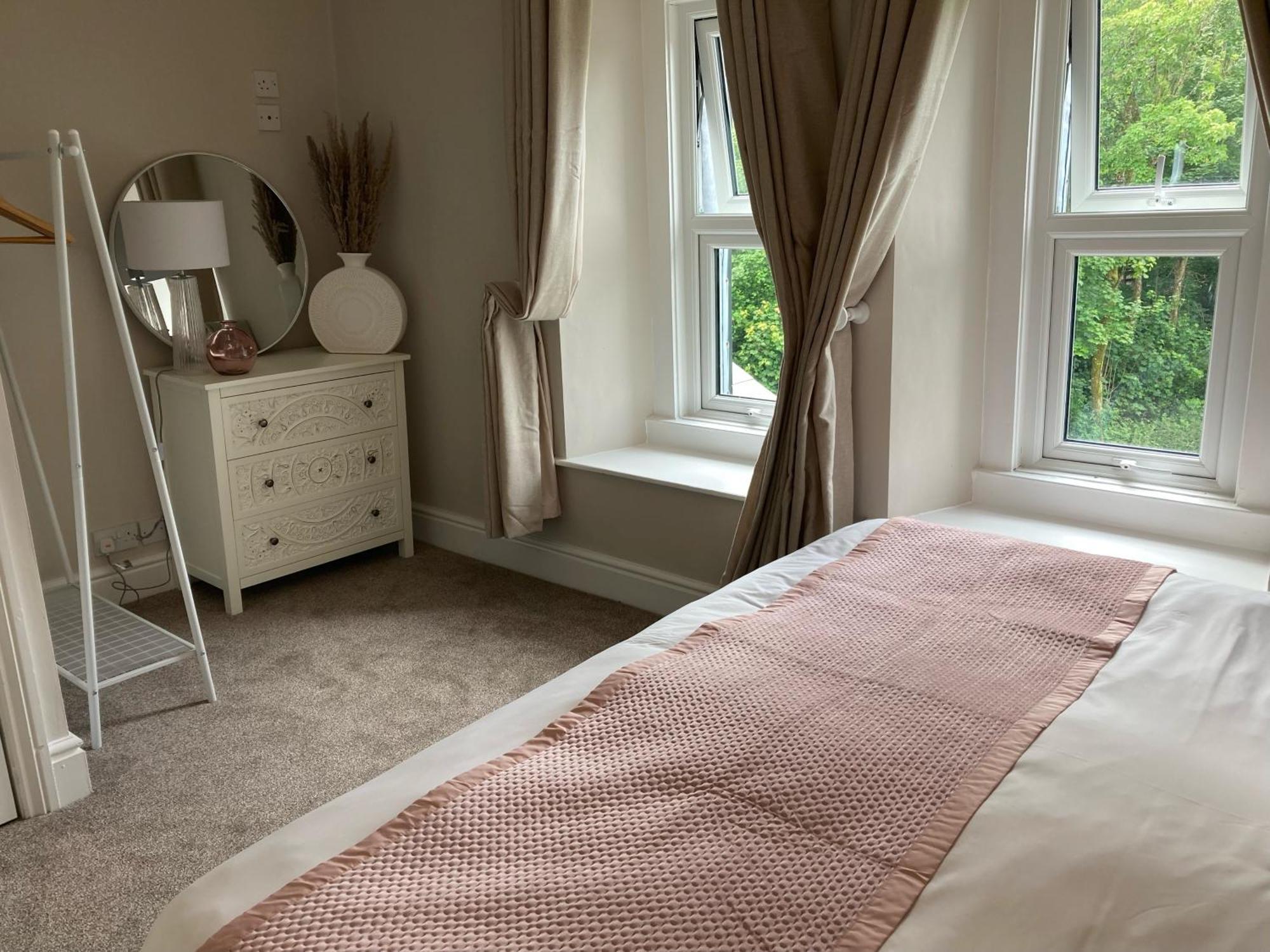 Serenity House Wales Llangammarch Wells Екстериор снимка